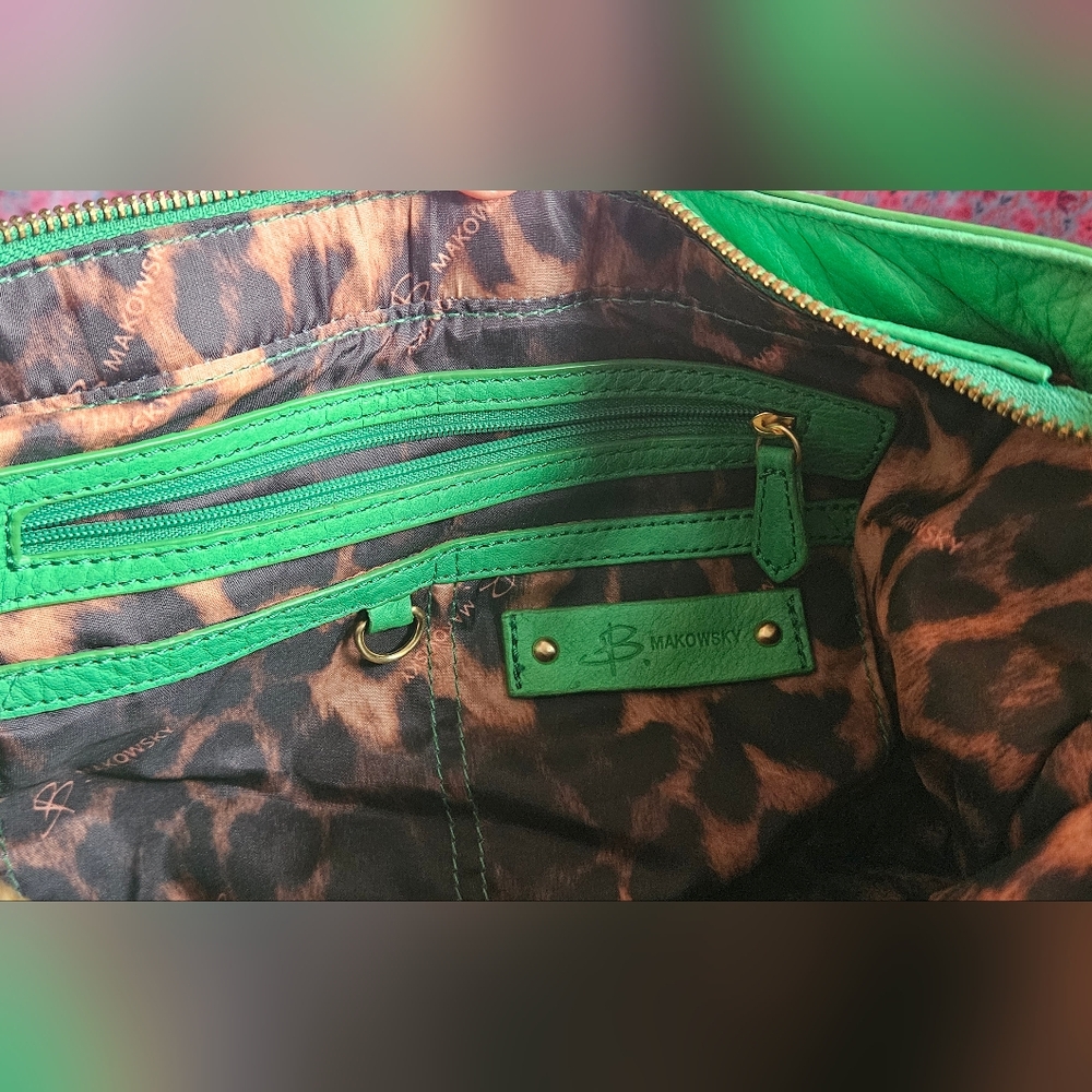 B. MAKOWSKY Handbag - Picture 5 of 8